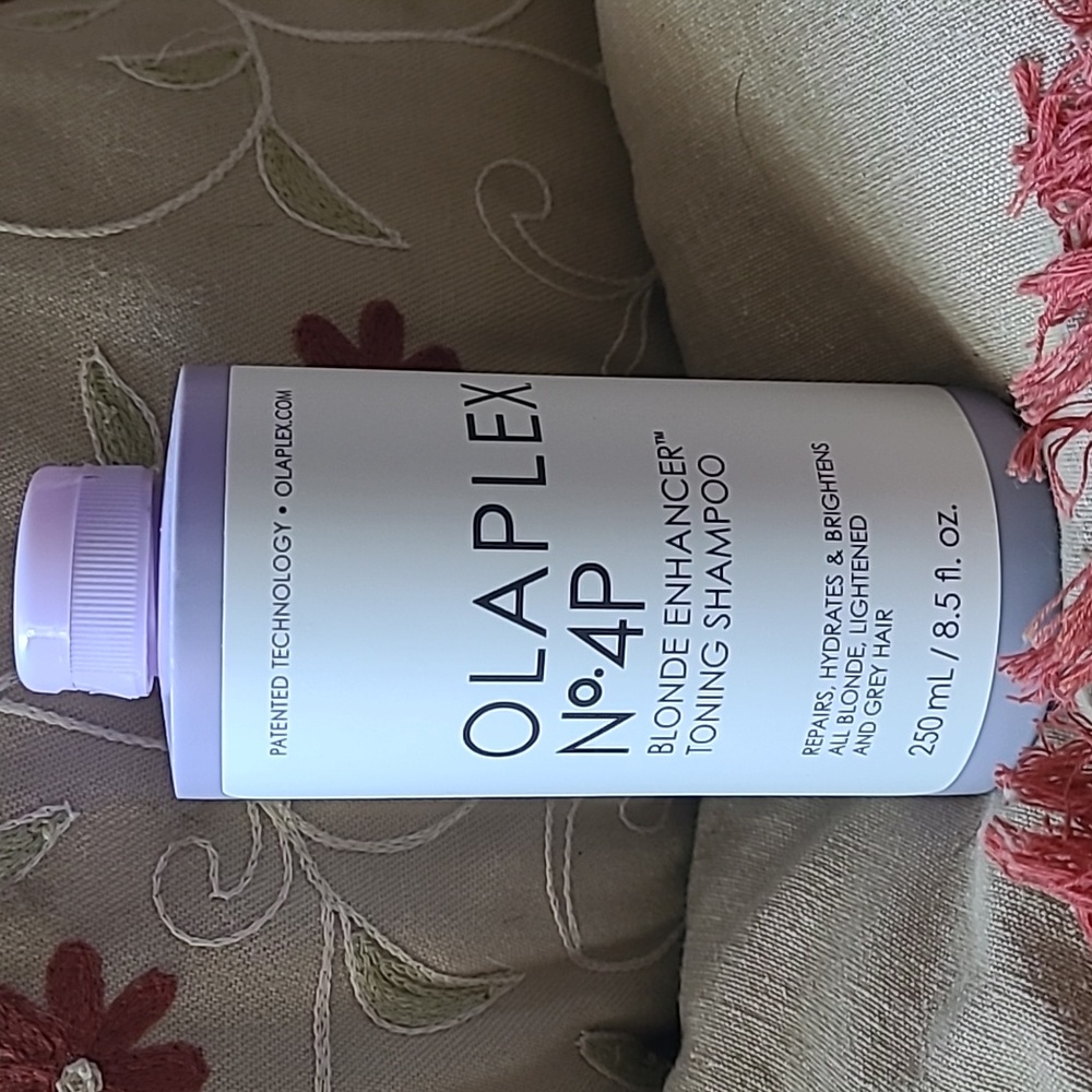 Olaplex No.4P Blonde Enhancer Toning Shampoo.